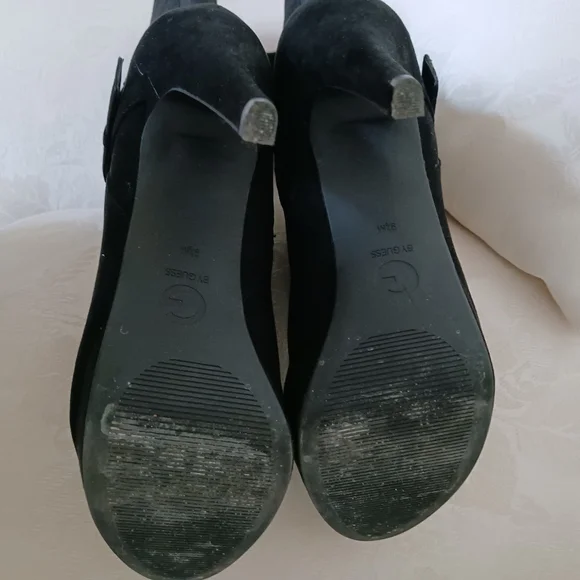 G By Guess DOLLI2 Black Almond Toe Knee High Boots 9.5 M EUC - Picture 9 of 16